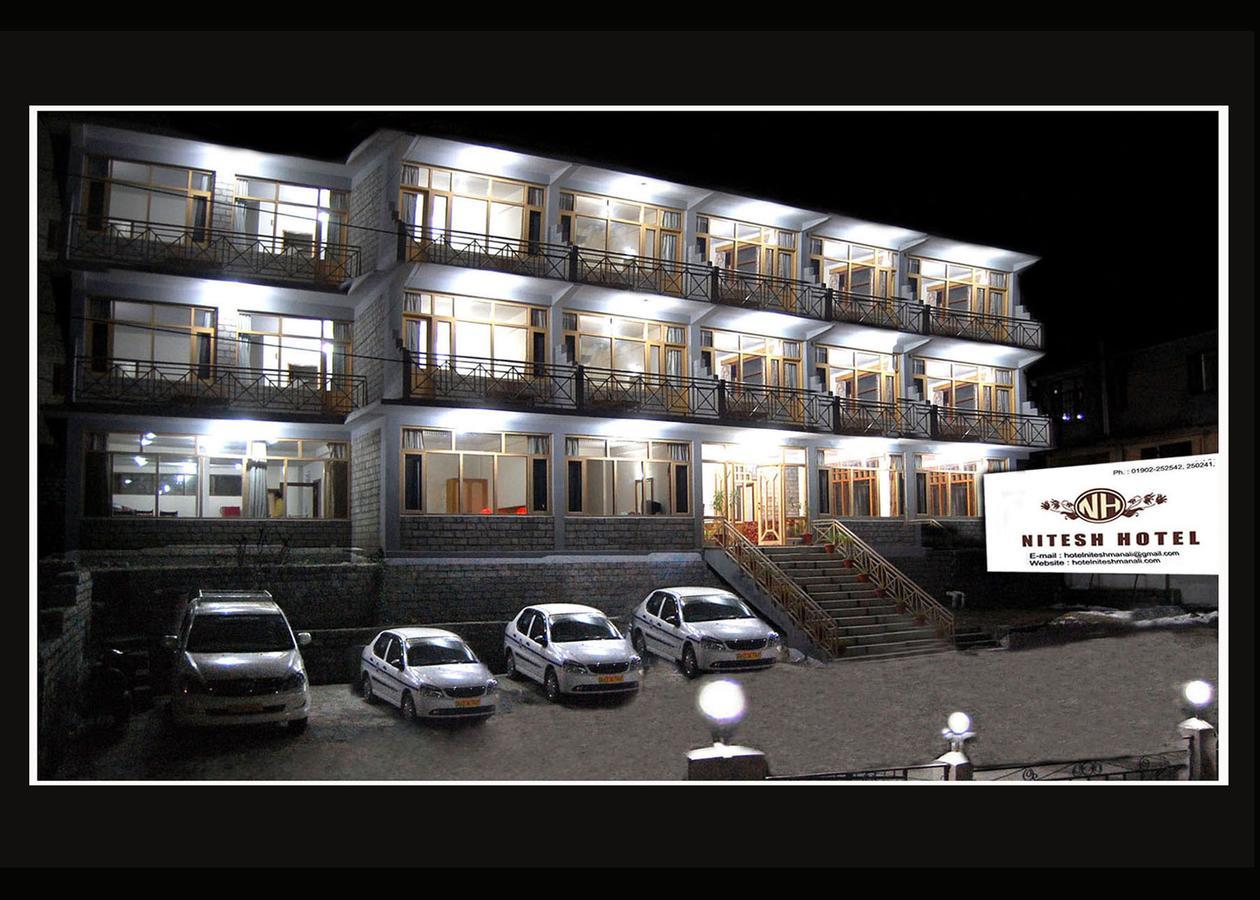 Hotel Nitesh Manāli Exterior foto